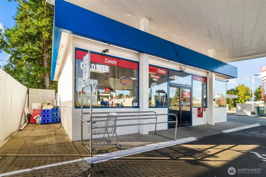 321 D Street Blaine WA 98230