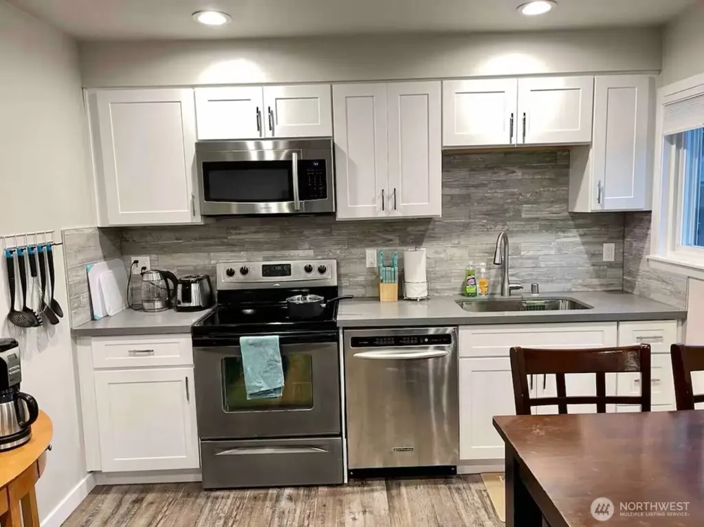 9240 39th Avenue S Seattle WA 98118