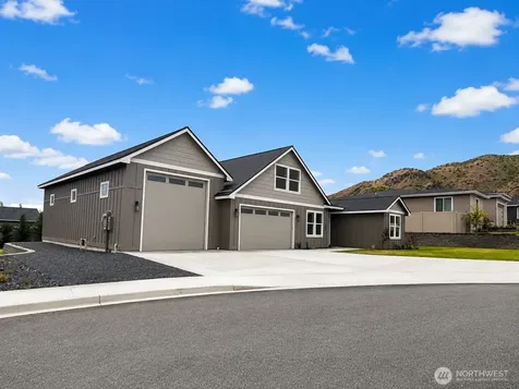 15009 Allison Place Entiat WA 98822