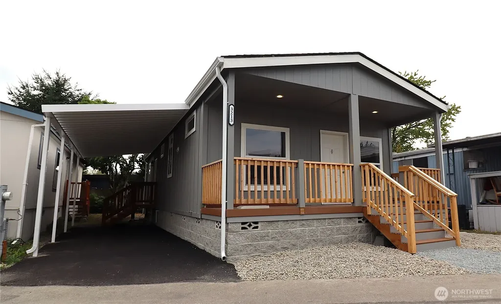 3213 S 182nd Place Seatac WA 98188