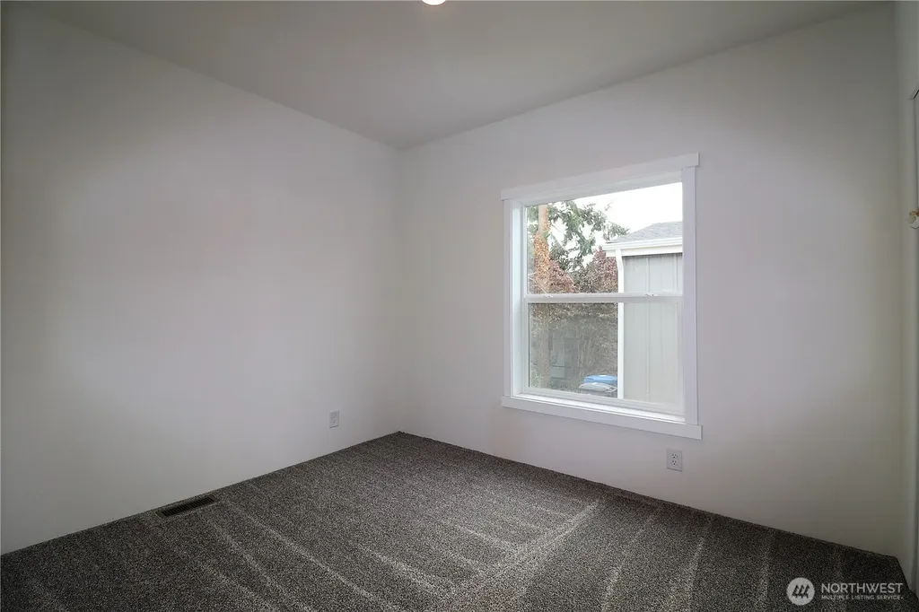 3213 S 182nd Place Seatac WA 98188