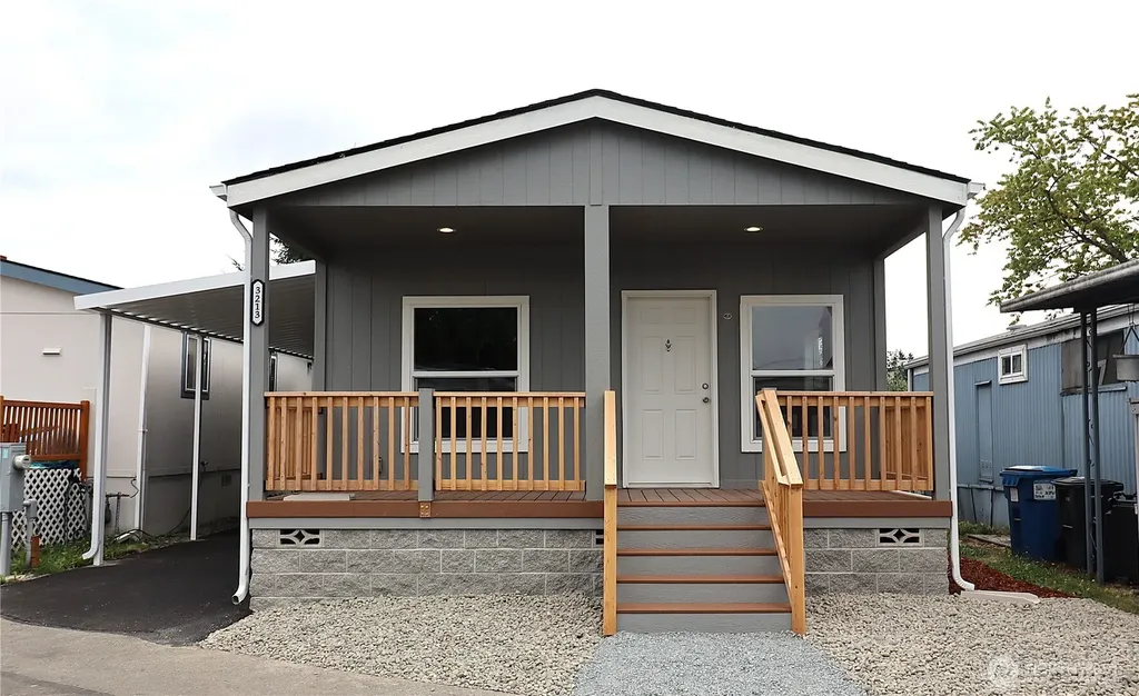 3213 S 182nd Place Seatac WA 98188