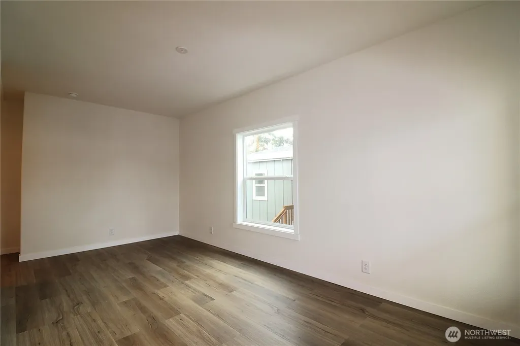 3213 S 182nd Place Seatac WA 98188