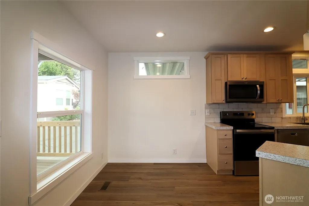 3213 S 182nd Place Seatac WA 98188