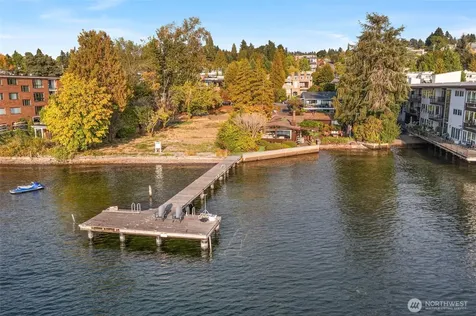 6209 Lake Washington Blvd NE Kirkland WA 98033