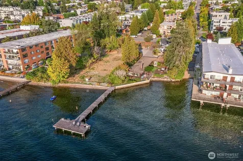 6209 Lake Washington Blvd NE Kirkland WA 98033