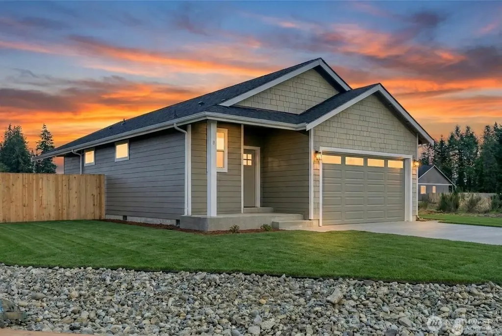 8 Hobble Creek Street Elma WA 98541