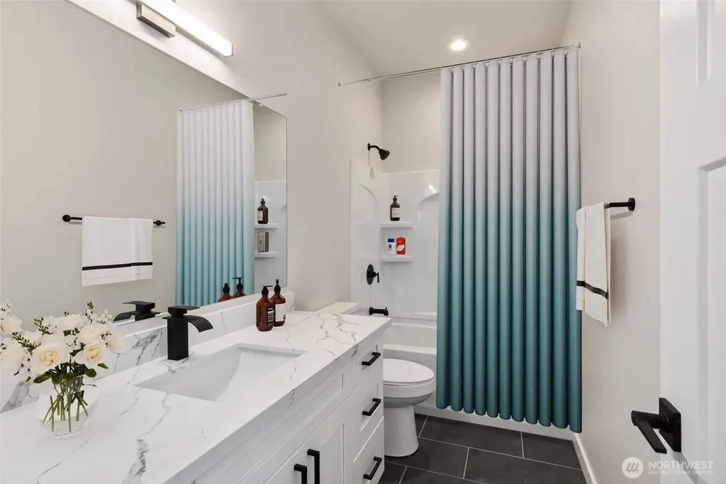 8 Hobble Creek Street Elma WA 98541