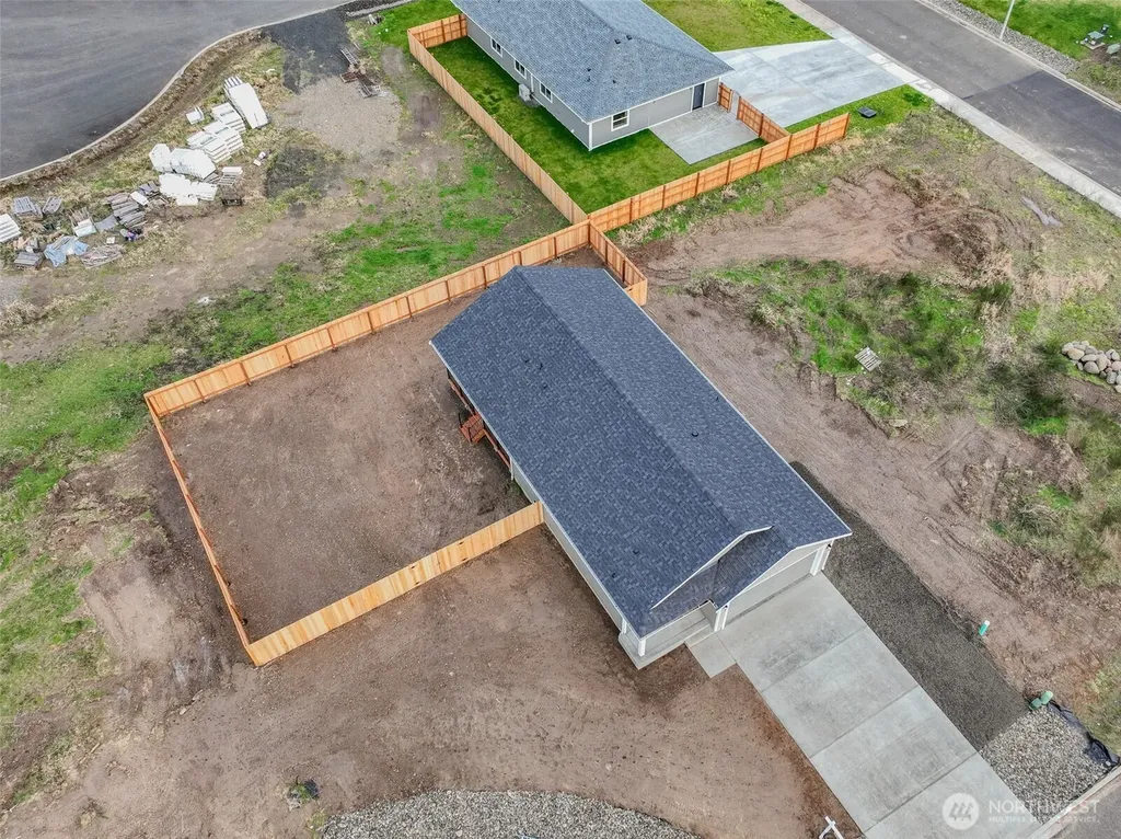 8 Hobble Creek Street Elma WA 98541