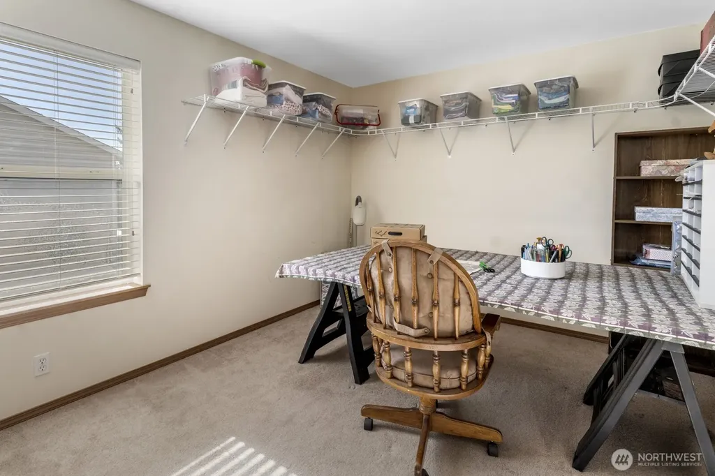 308 Easy Street SE Rainier WA 98576