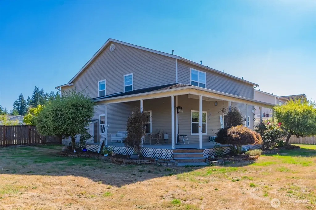 308 Easy Street SE Rainier WA 98576