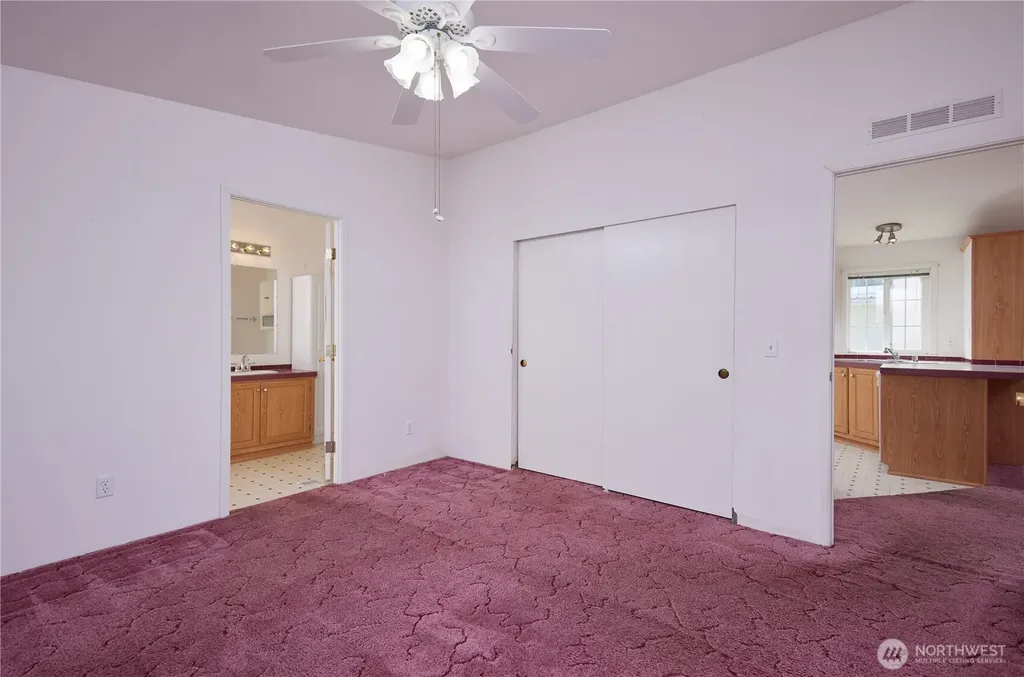 808 SE Mockingbird Drive College Place WA 99324