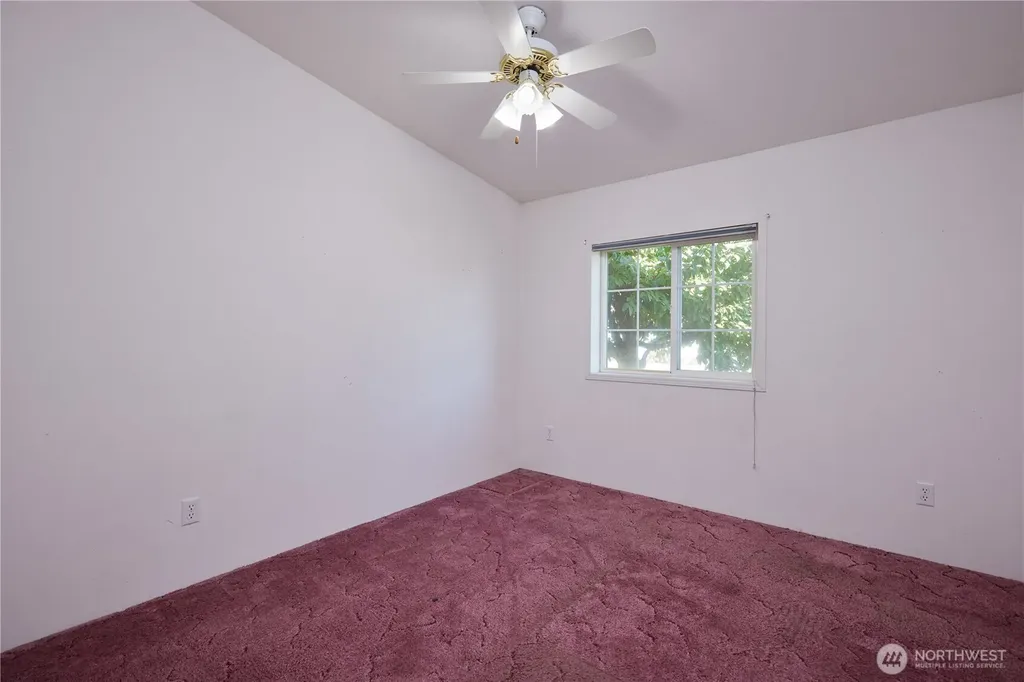 808 SE Mockingbird Drive College Place WA 99324