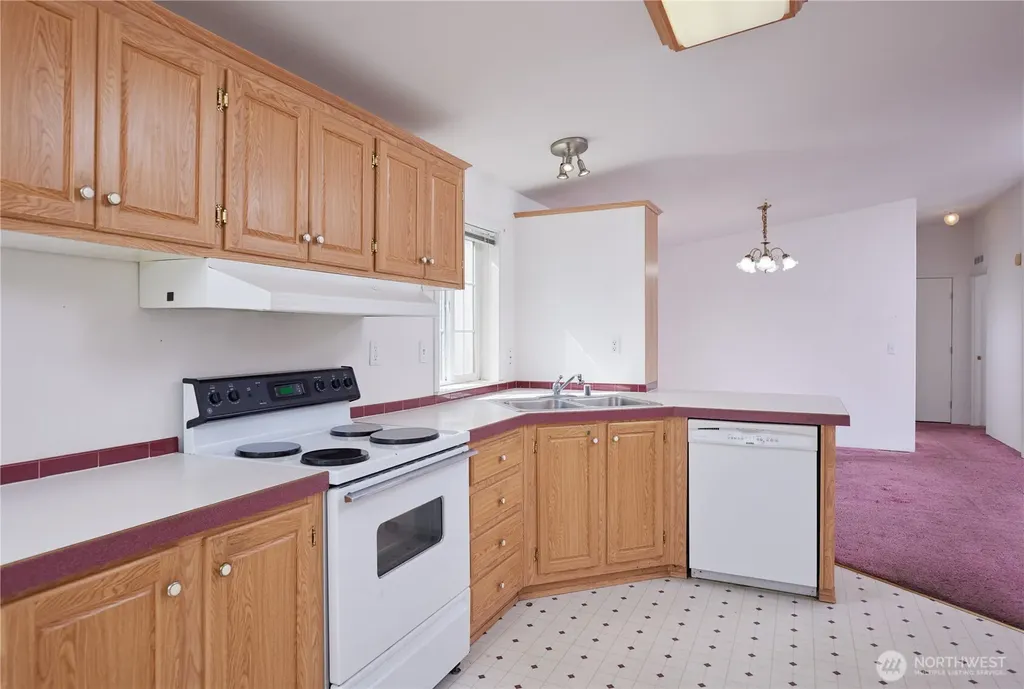 808 SE Mockingbird Drive College Place WA 99324