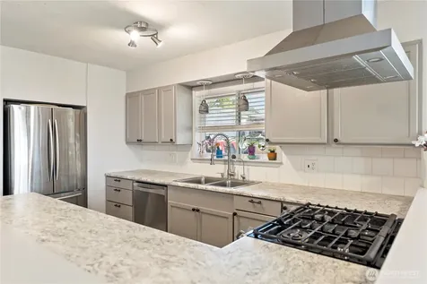 519 Locust Street Omak WA 98841
