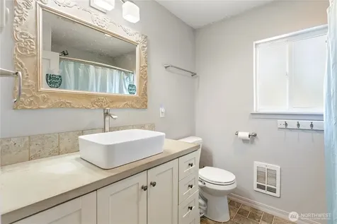 519 Locust Street Omak WA 98841