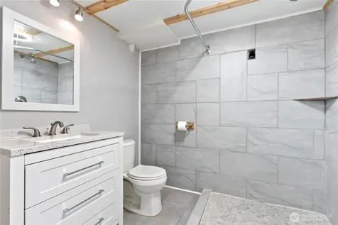 519 Locust Street Omak WA 98841