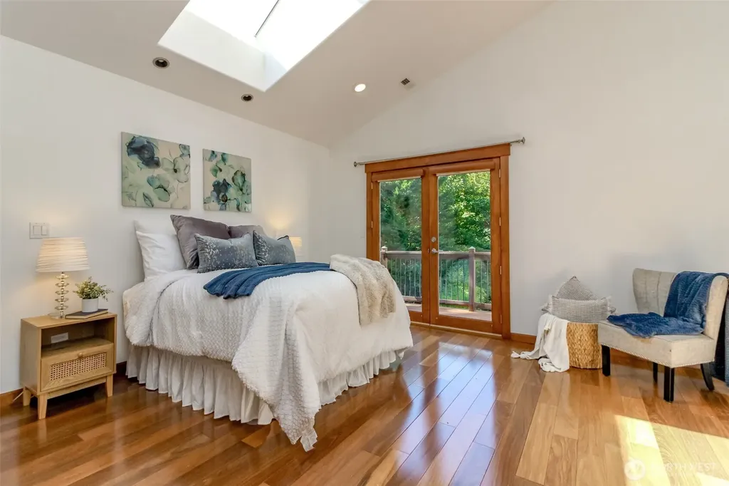 1618 Pear Street NE Olympia WA 98506