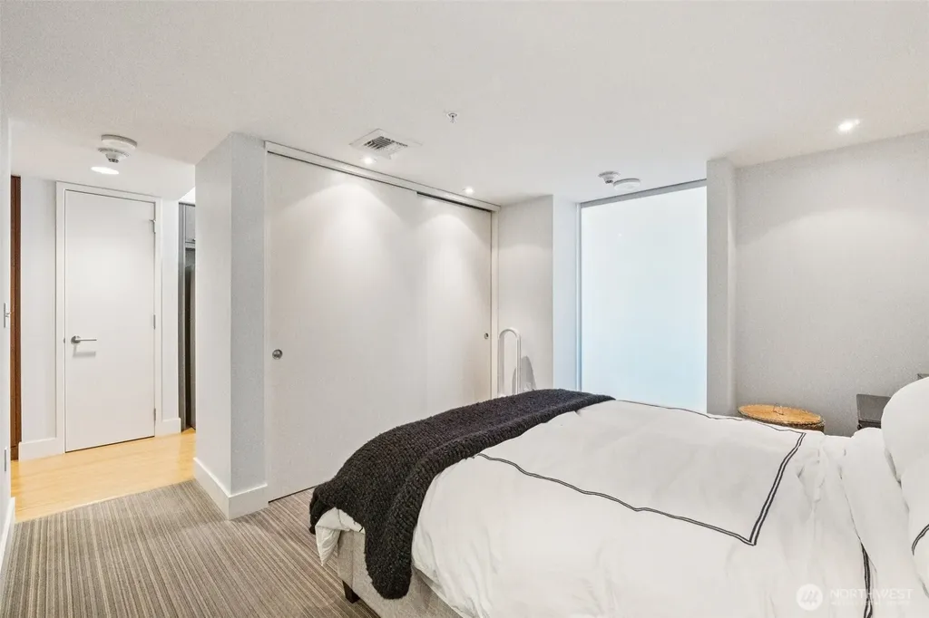 820 Blanchard Street Seattle WA 98121
