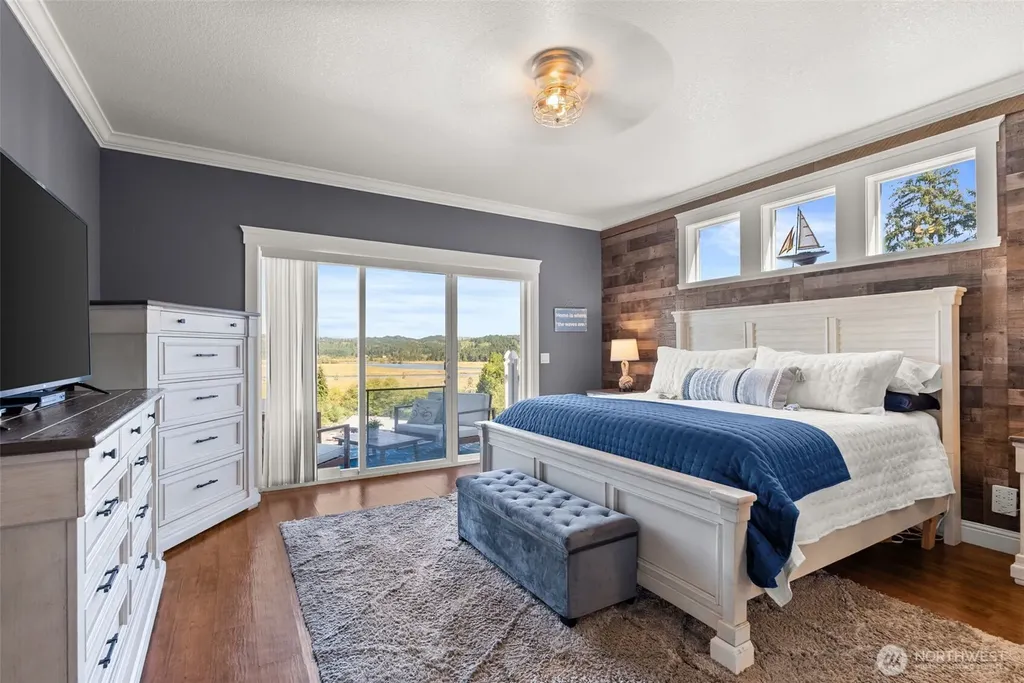 1480 Pacific Avenue Raymond WA 98577