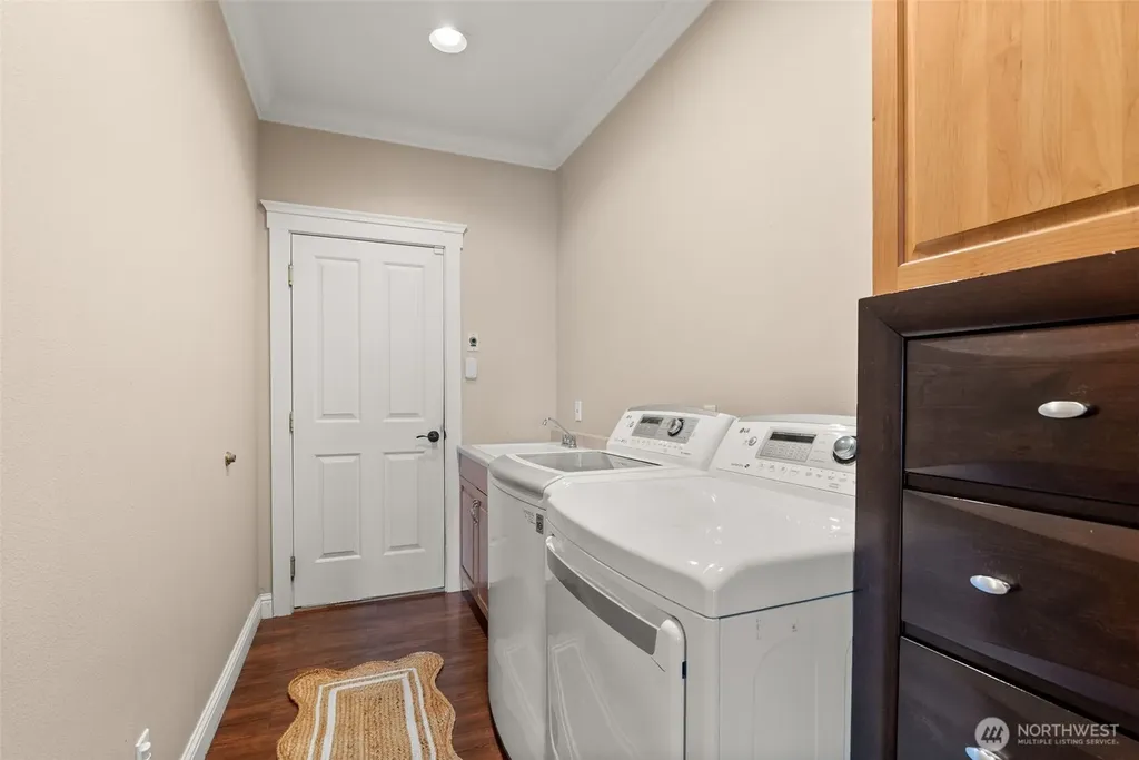 1480 Pacific Avenue Raymond WA 98577