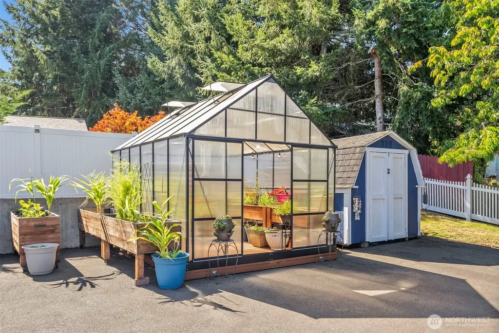 1480 Pacific Avenue Raymond WA 98577