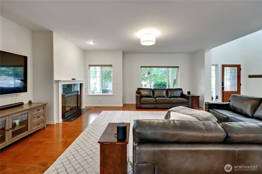 2440 Alaska Avenue E Port Orchard WA 98366