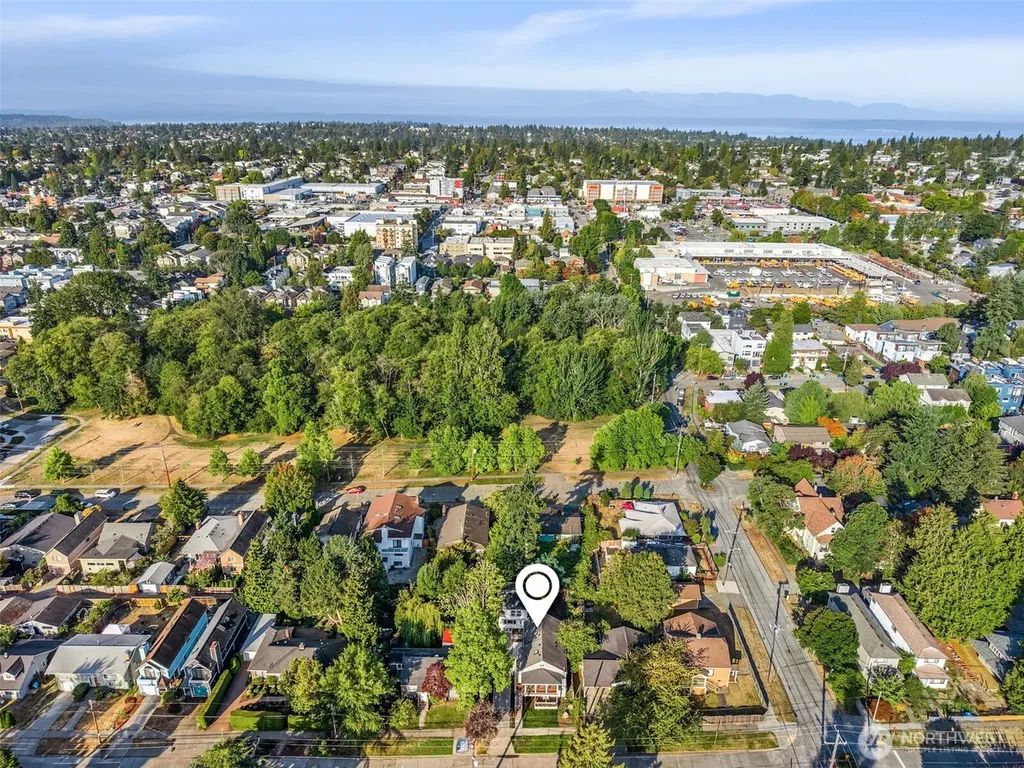 9545 Wallingford Avenue N Seattle WA 98103
