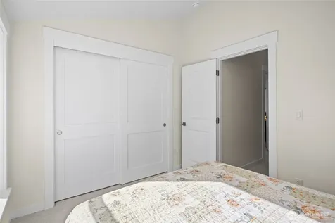 9545 Wallingford Avenue N Seattle WA 98103