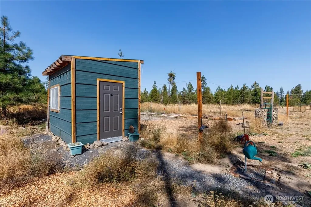 35000 Miles Creston Road N Creston WA 99117