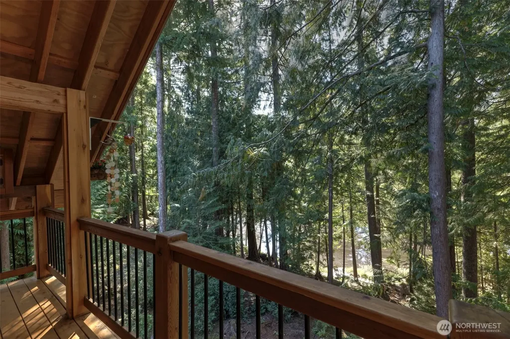 1341 E St. Andrews Drive Shelton WA 98584