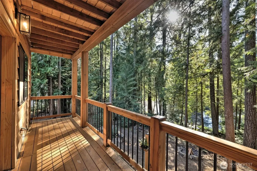 1341 E St. Andrews Drive Shelton WA 98584