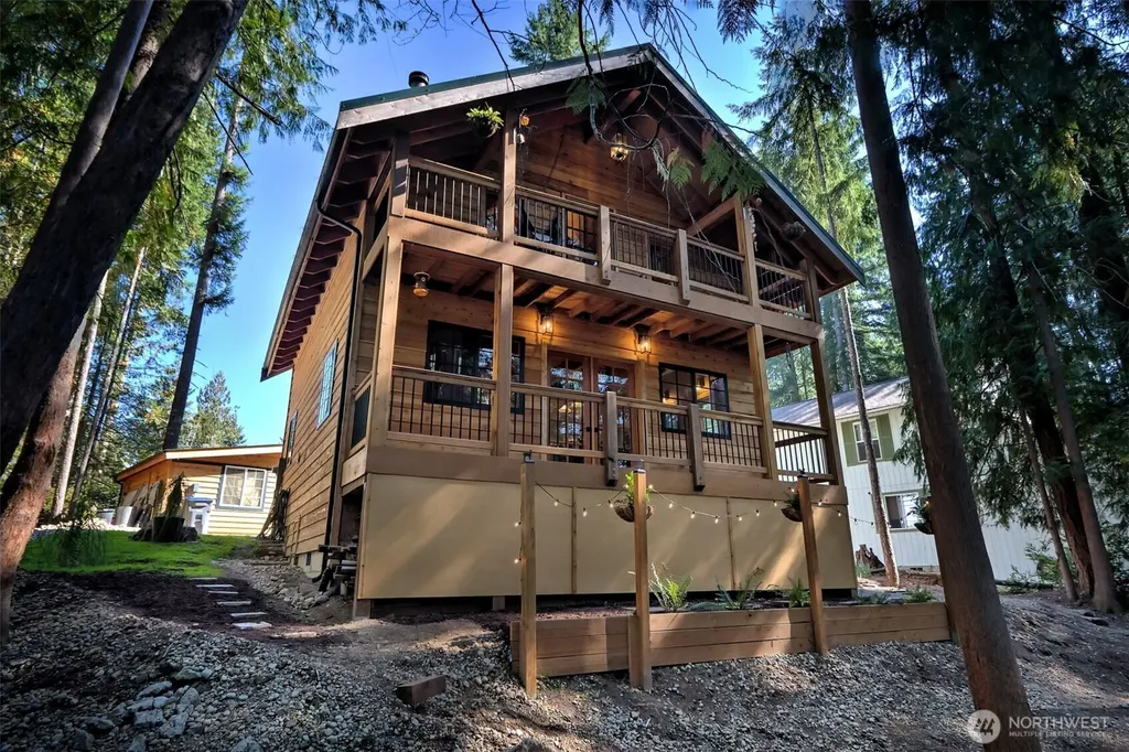 1341 E St. Andrews Drive Shelton WA 98584