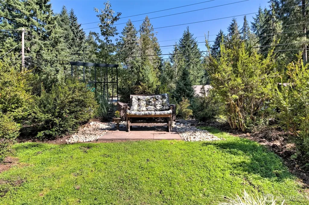 1341 E St. Andrews Drive Shelton WA 98584