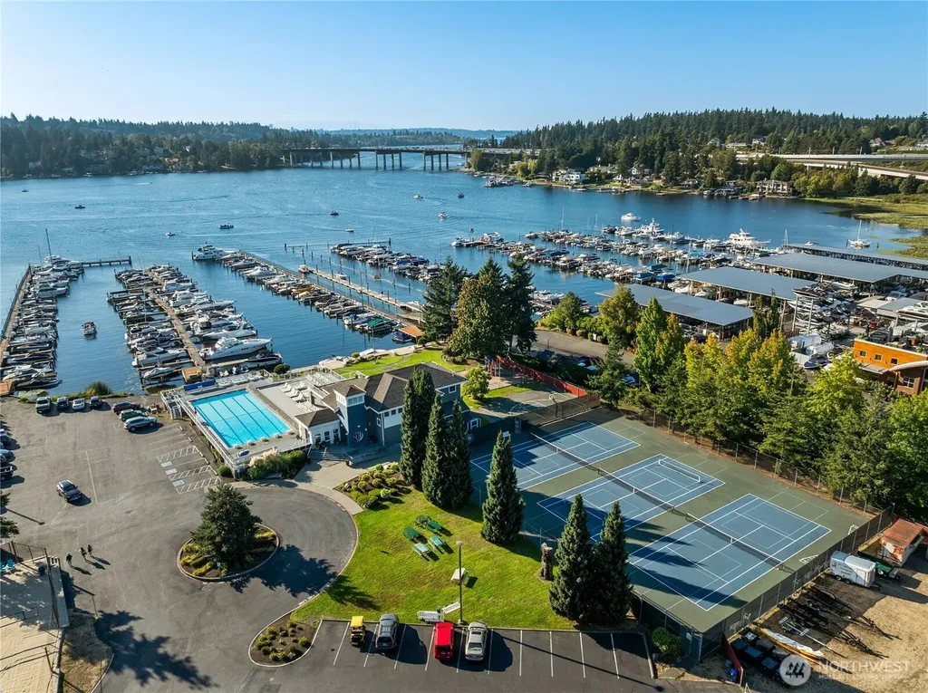 106 Cascade Key Bellevue WA 98006