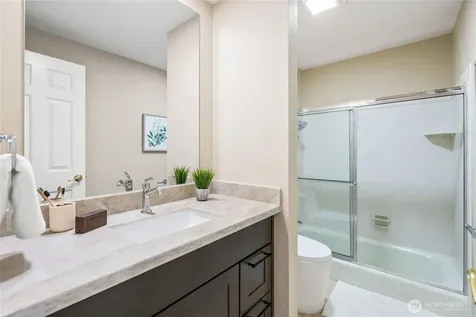 106 Cascade Key Bellevue WA 98006