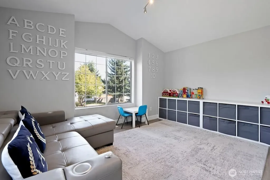 4312 214th St Court E Spanaway WA 98387