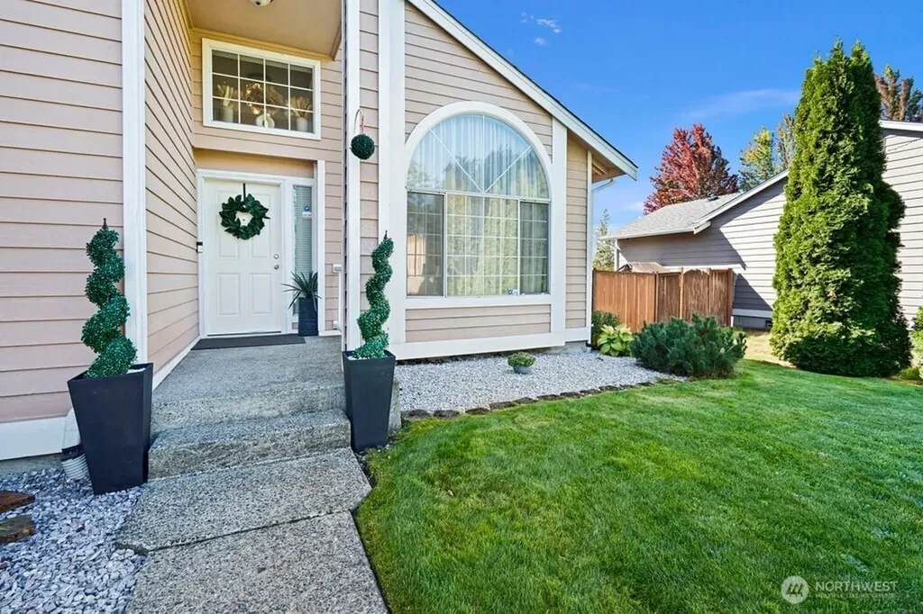 4312 214th St Court E Spanaway WA 98387