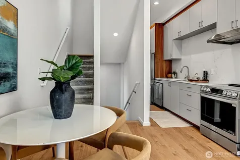 1227 E Roy Street Seattle WA 98102
