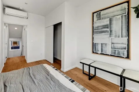 1227 E Roy Street Seattle WA 98102
