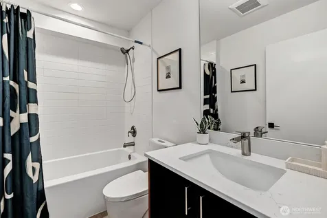 1227 E Roy Street Seattle WA 98102