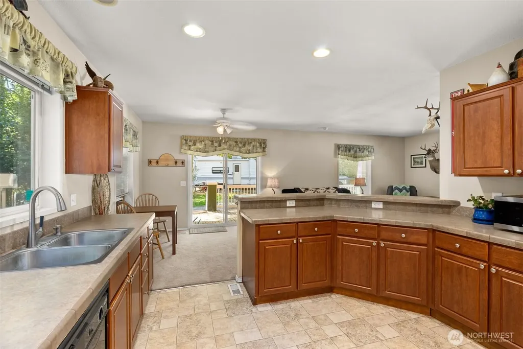 22010 Summers Road SW Centralia WA 98531