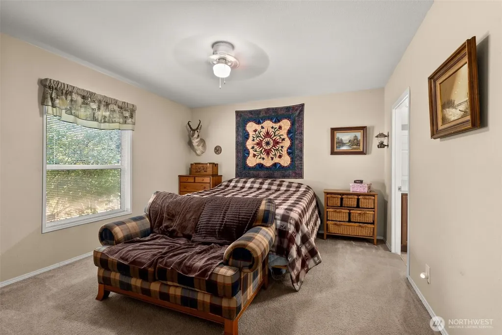 22010 Summers Road SW Centralia WA 98531