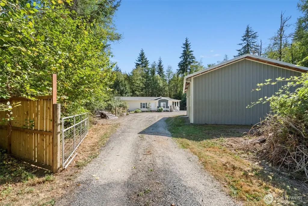 22010 Summers Road SW Centralia WA 98531
