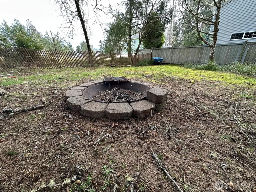 168 Duck Lake Ln SE Ocean Shores WA 98569