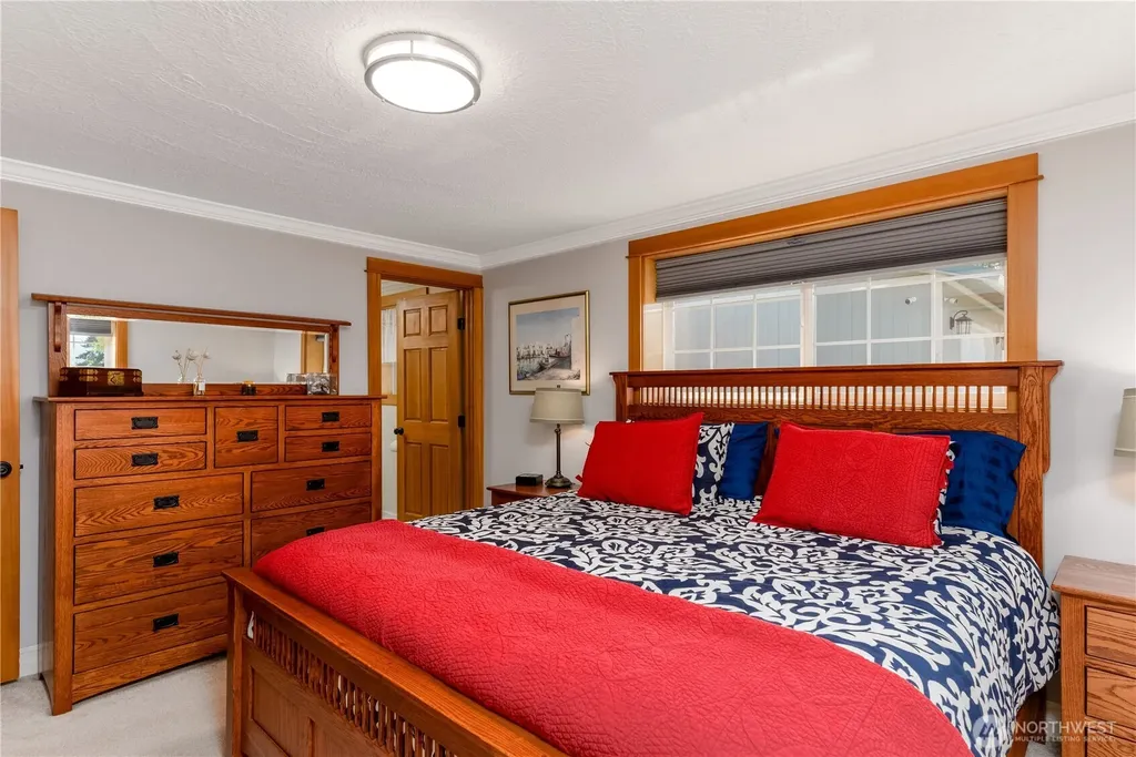 273702 Highway 101 Sequim WA 98382