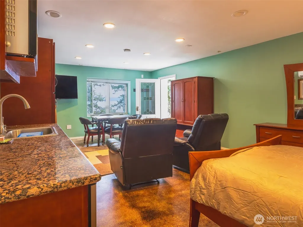 291 Pleasant Harbor Road Brinnon WA 98320