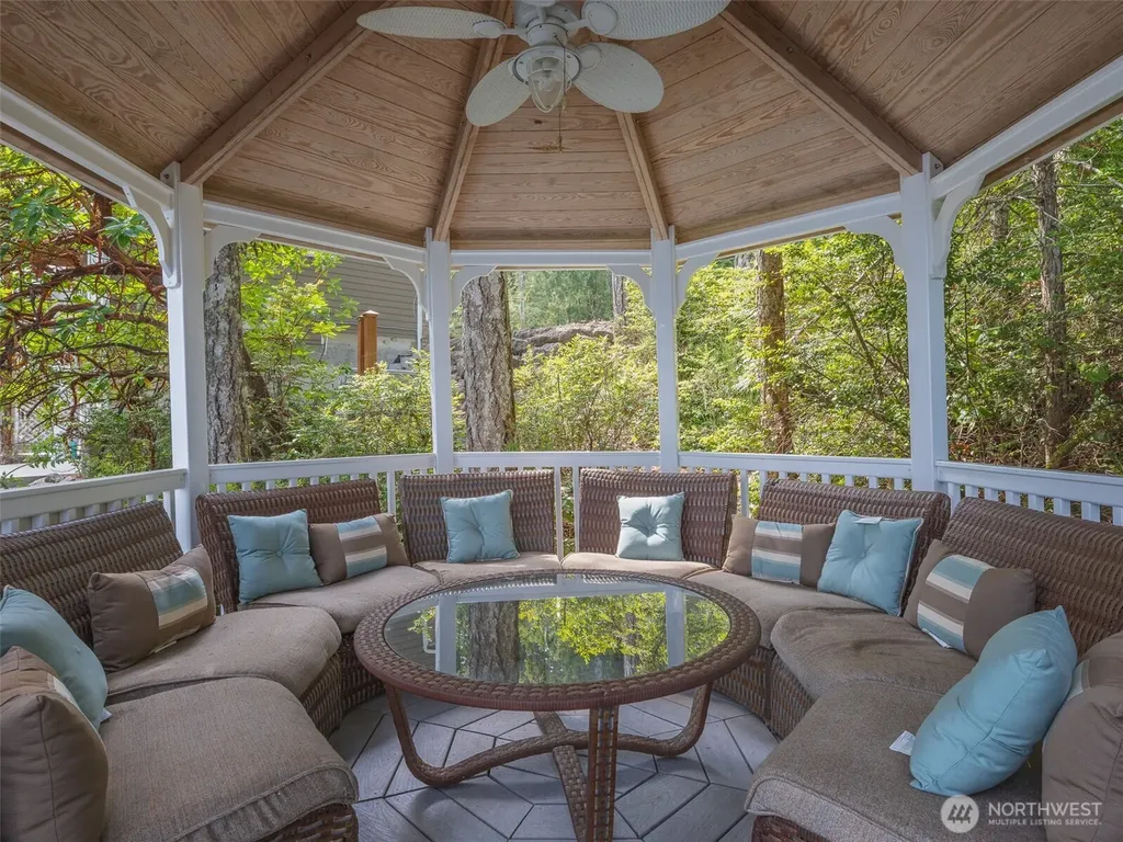 291 Pleasant Harbor Road Brinnon WA 98320
