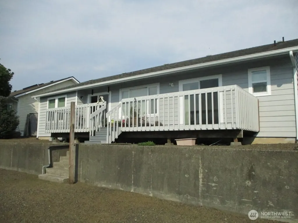 255 Canal Drive NE Ocean Shores WA 98569
