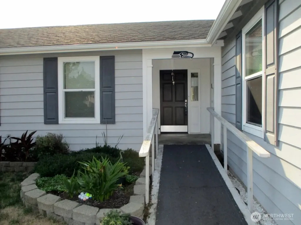 255 Canal Drive NE Ocean Shores WA 98569